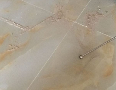 盂县瓷砖空鼓维修公司分享粘合剂选择不当在瓷砖铺贴过程中可能导致以下问题